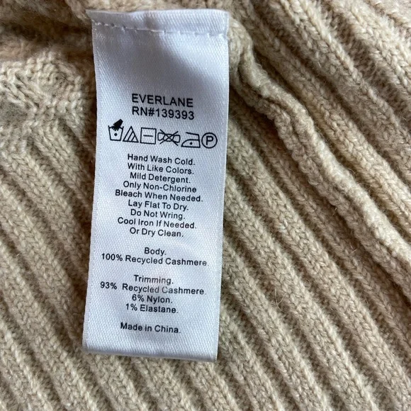 Everlane Cashmere Sweater Waffle Weave 2 Buttons Size Large - Picture 8 of 10